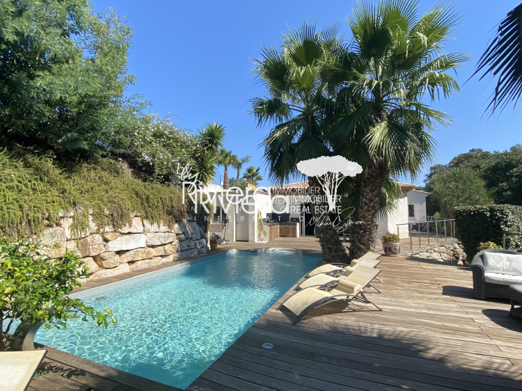 Vente villas supérieures à 1 000 000€ sur CavalaireSurMer, La Croix