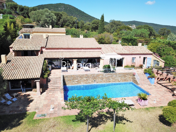 Vente villas supérieures à 1 000 000€ sur CavalaireSurMer, La Croix