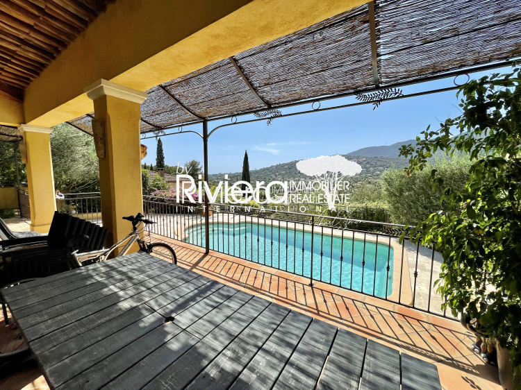 Vente villas de 750.000 € à 1.000.000 € sur CavalaireSurMer, La Croix